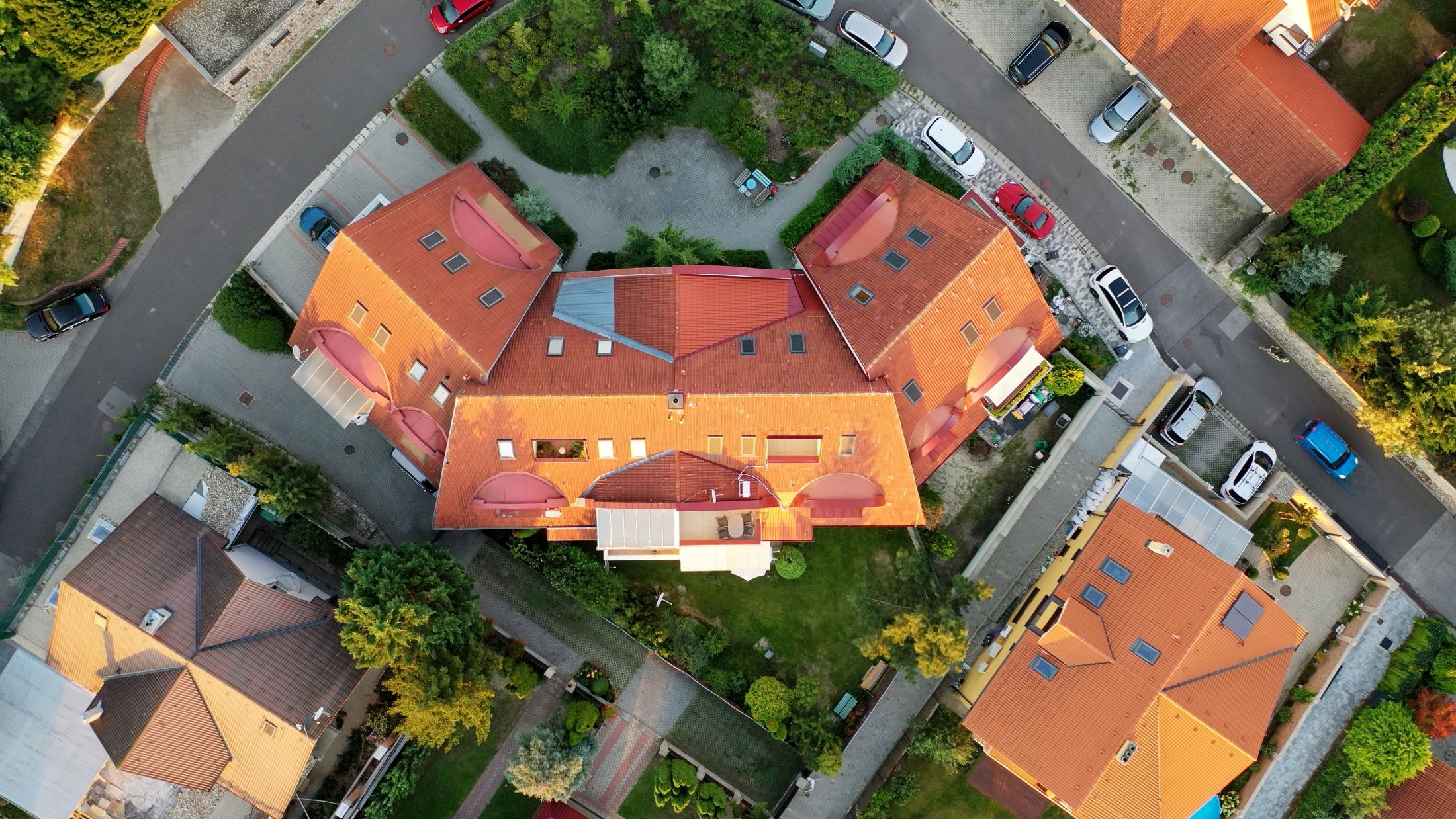 Správa o stave strechy bytové domu [Roof Report]